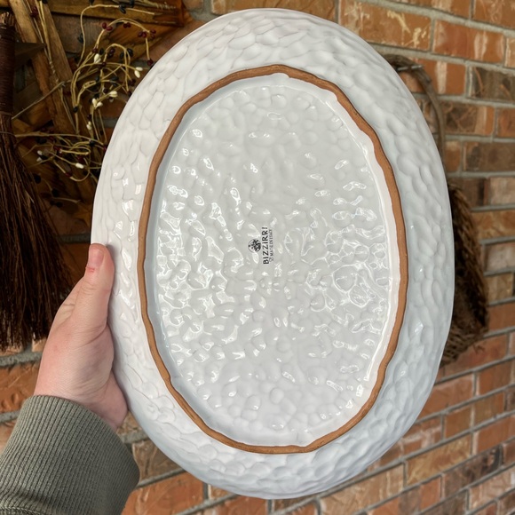 Bizzirri Made in Italy White Hand-painted Terracotta Serving Platter - Picture 4 of 6